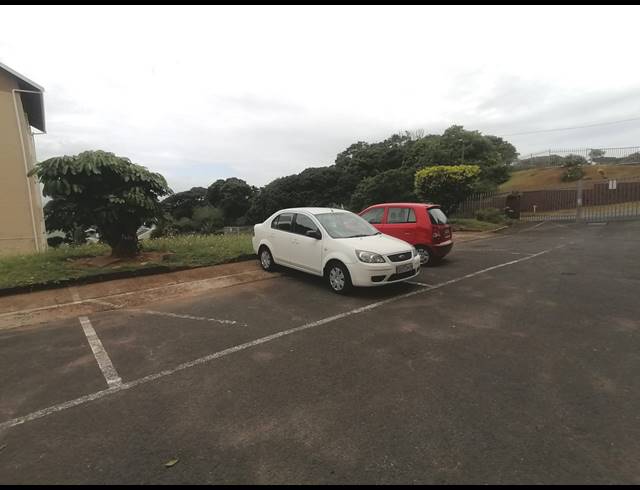 1 BEDROOM FLAT FOR SALE IN BLUFF